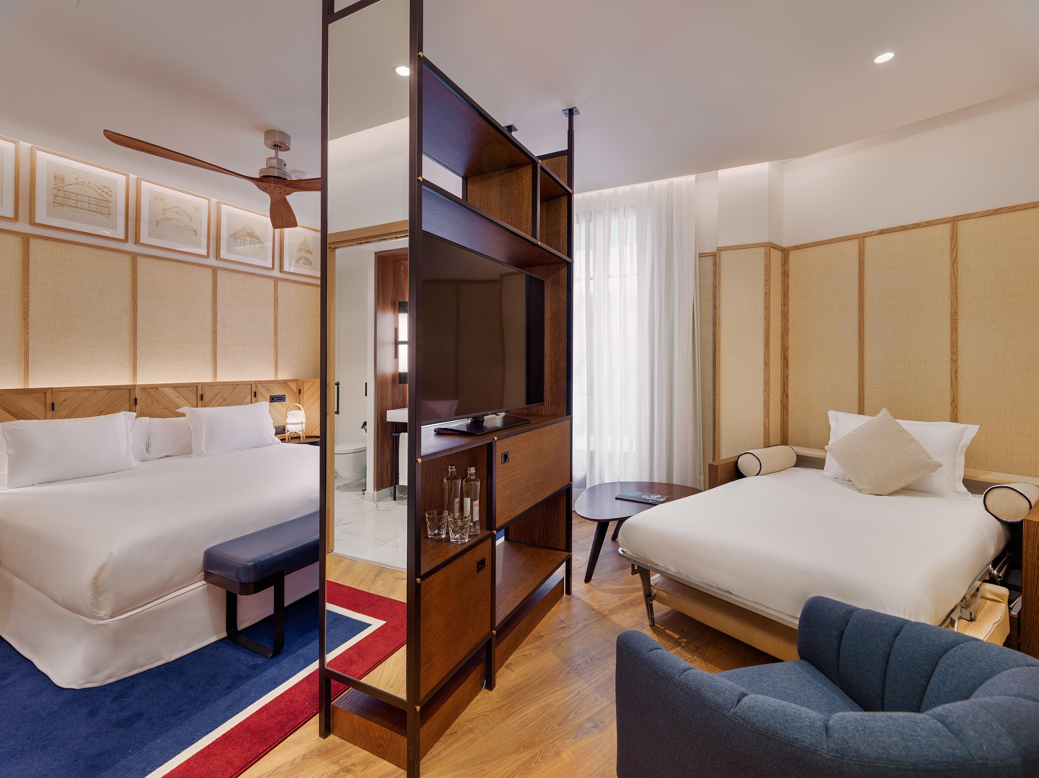 H10 Madison Hotel Barcelona Exterior photo
